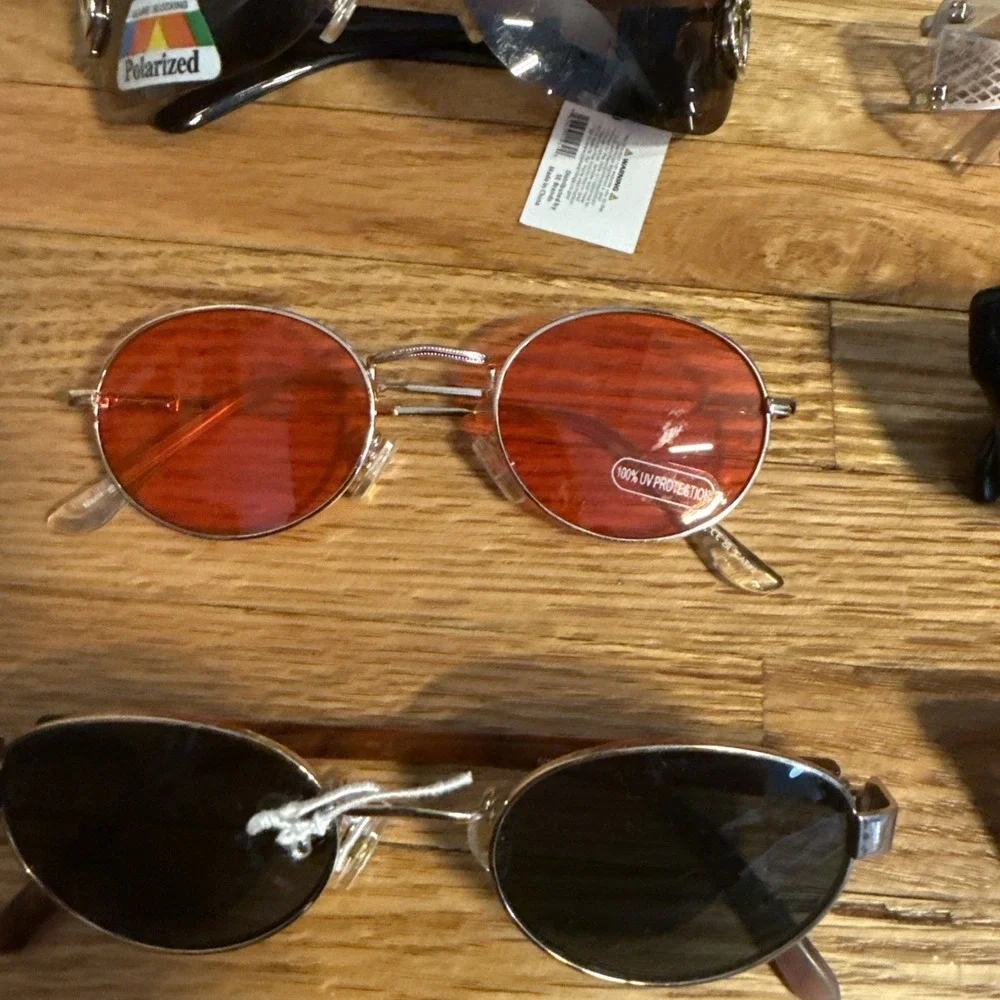 The Unbranded Brand this lot